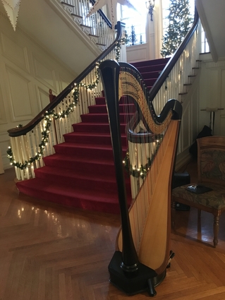 Christmas Harp Music at Allerton Mansion
