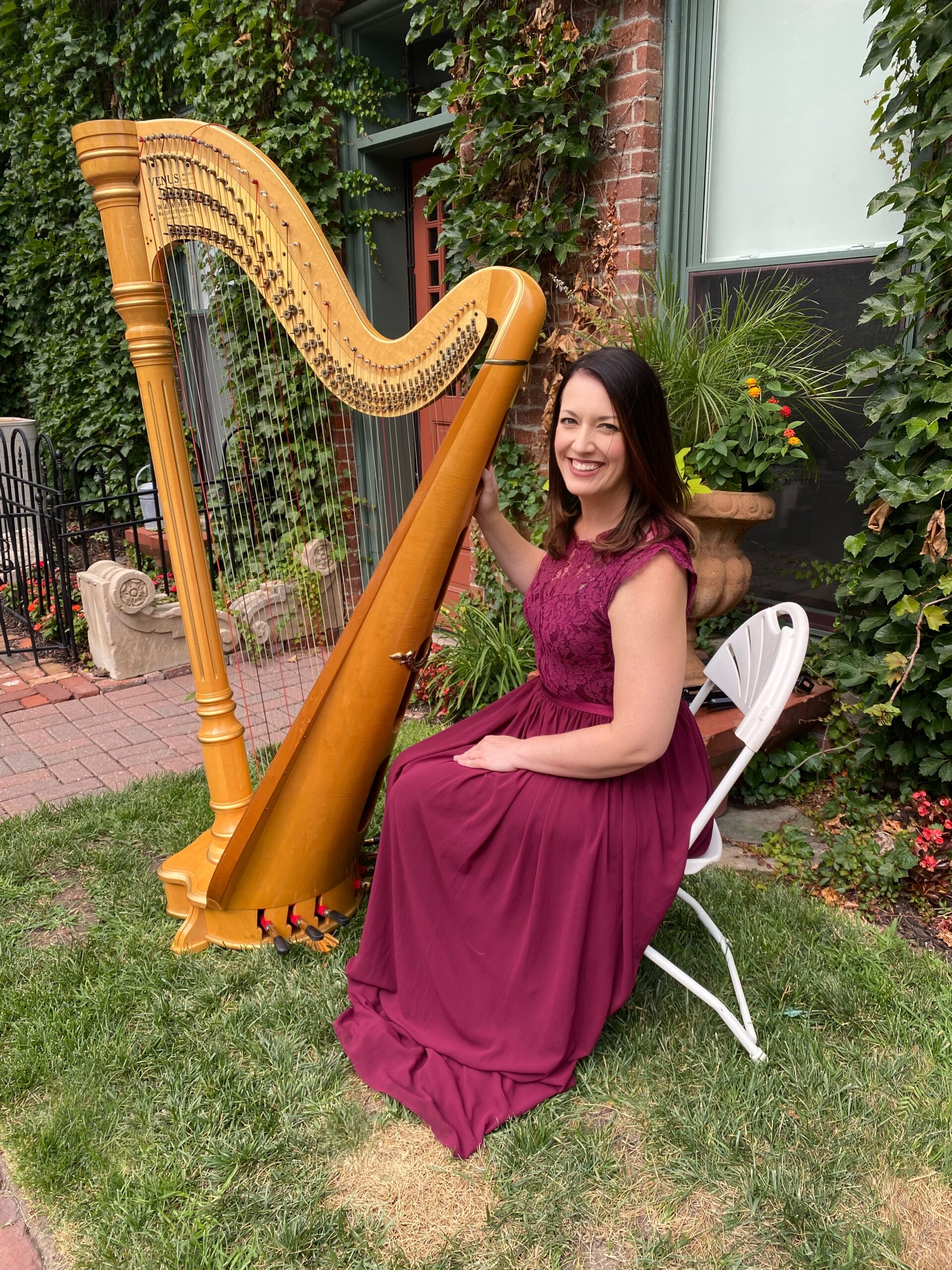 Omaha Harpist