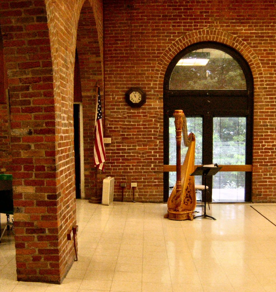 Columbus Indiana Harpist