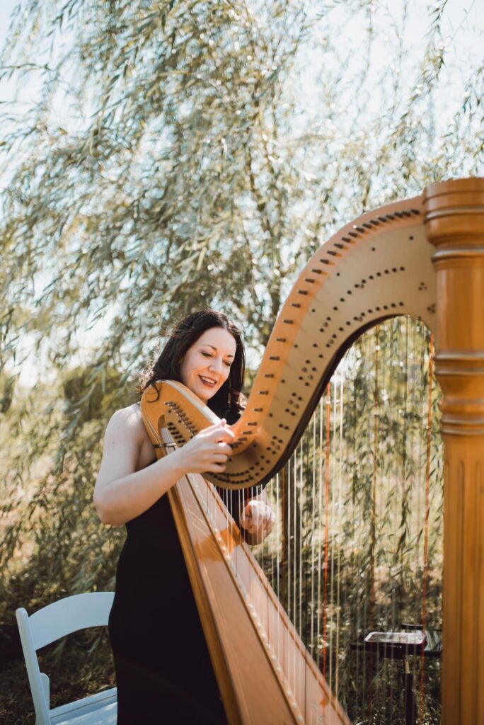 Campbellsville KY Harpist