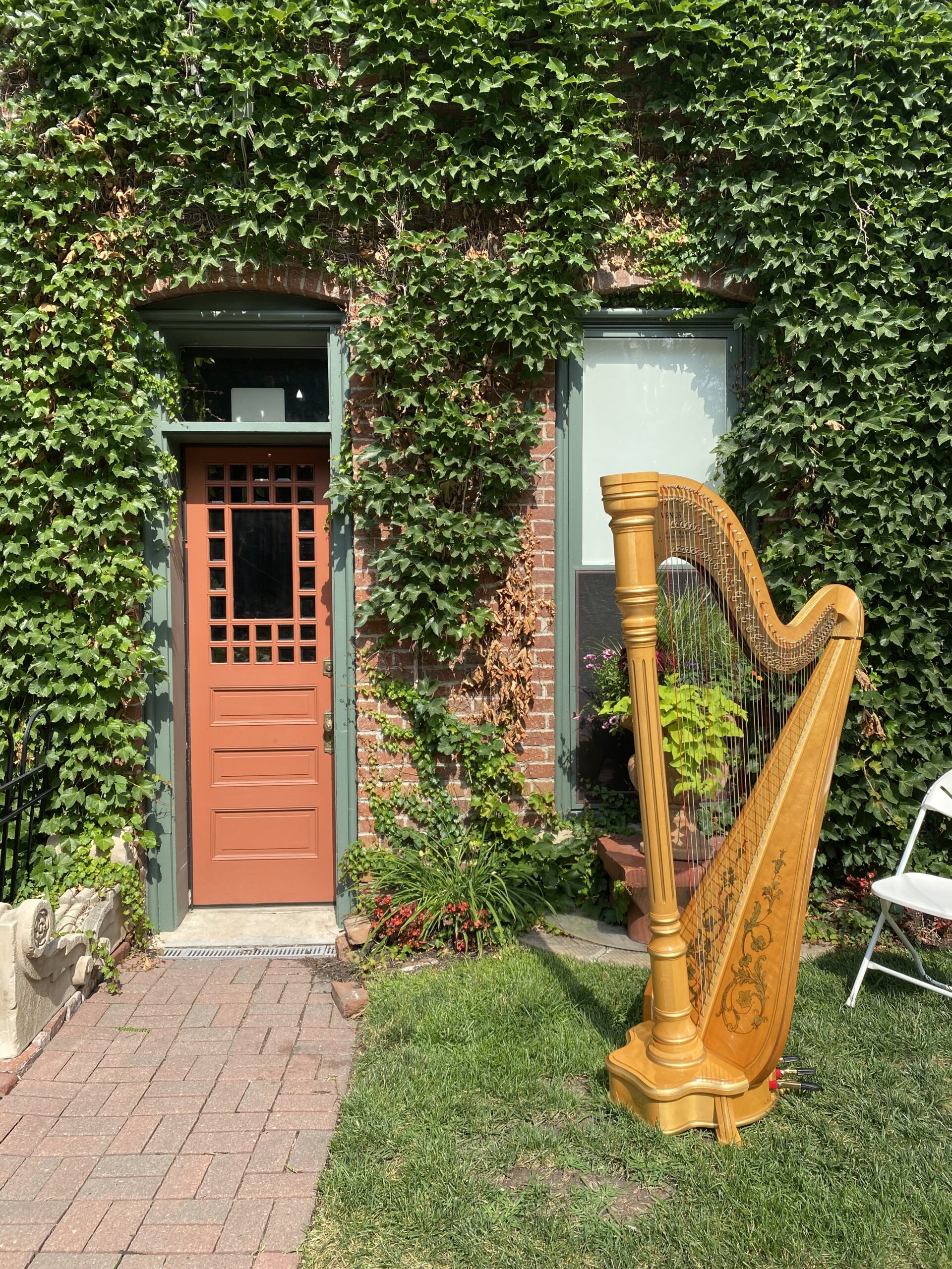 Nebraska Harpist
